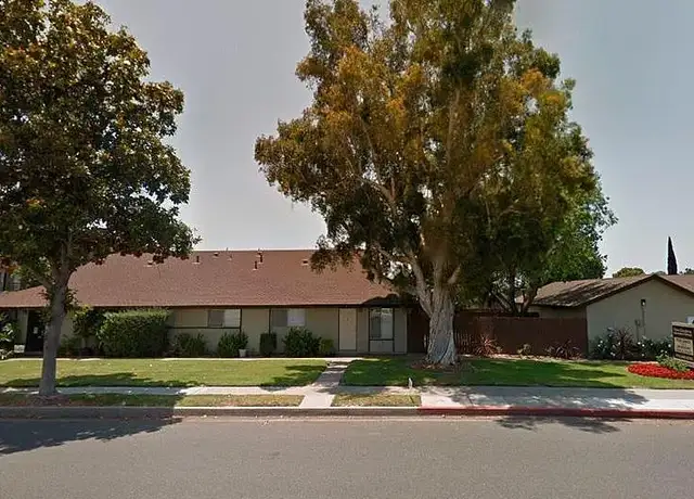 Photo of 1220 Bryan Ave, Tustin, CA 92780