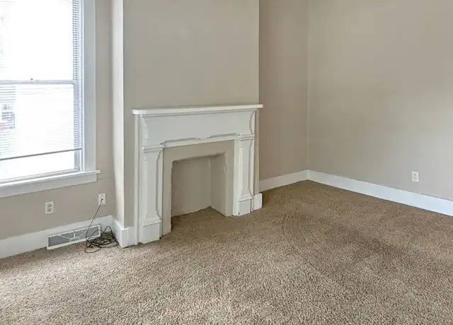 Property at 439 College Ave Unit A, Beaver, PA, 15009, 1 bed, 1 bath, [object Object]