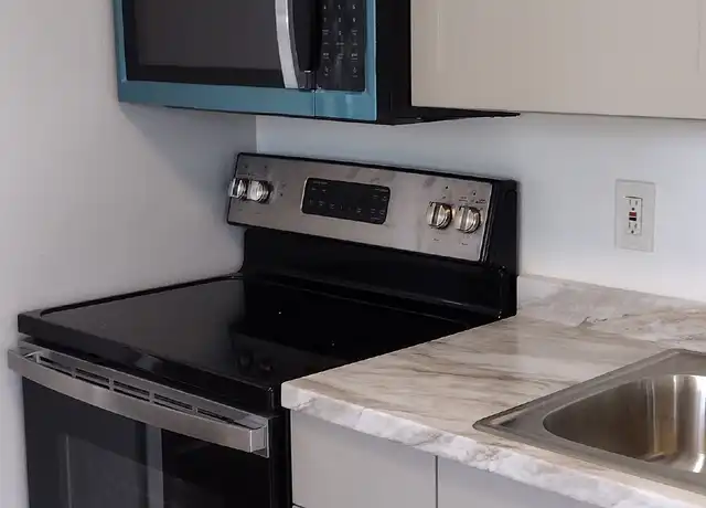 Property at 5301 E 18th Ave Unit A, Tampa, FL, 33619, 2 beds, 1 bath, [object Object]