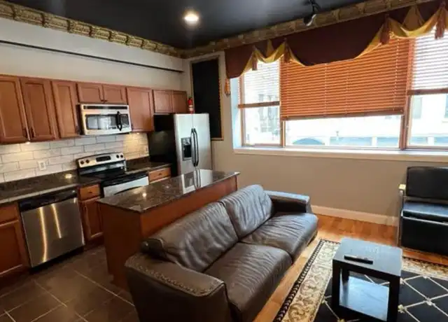Property at 136 S 8th St Unit 2, Philadelphia, PA, 19107, 1 bed, 1 bath, [object Object]