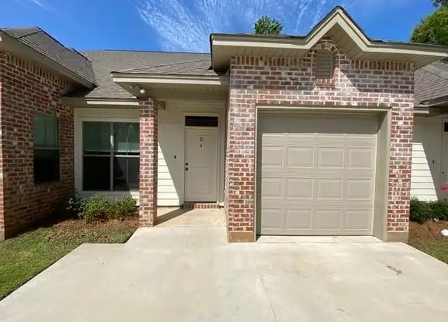 Property at 712 Heavens Dr Unit D, Mandeville, LA, 70471, 3 beds, 2.5 baths, [object Object]