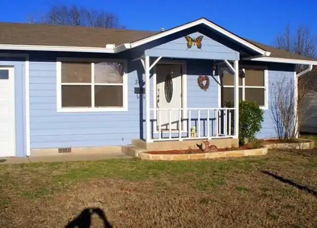 Property at 344 Bluebonnet Dr, Kerrville, TX, 78028, 3 beds, 2 baths, [object Object]
