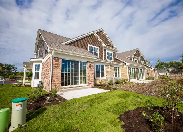 Property at 721 Verandah Dr, Hanover Park, IL, 60133, 3 beds, 2.5 baths, [object Object]