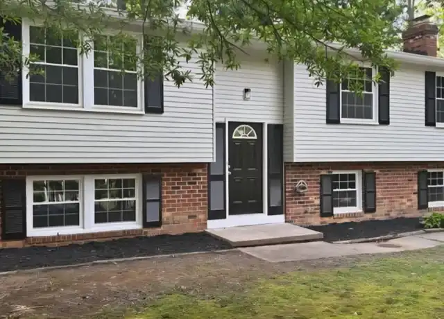 Property at 110 Carbe Ct, North Chesterfield, VA, 23236, 5 beds, 3 baths, [object Object]