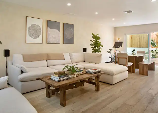 Property at 9015 Cynthia St #3, West Hollywood, CA, 90069, 2 beds, 3 baths, [object Object]