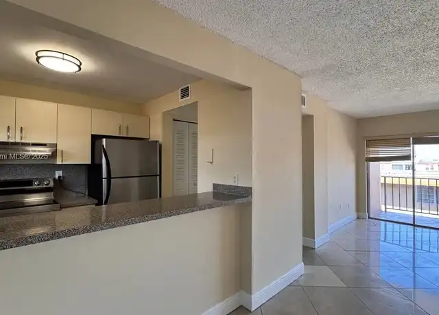 Property at 8889 Fontainebleau Blvd #503, Miami, FL, 33172, 2 beds, 2 baths, [object Object]