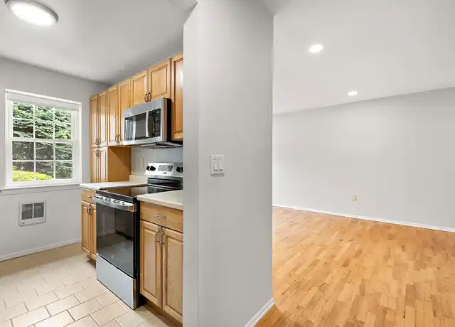 Property at Cliff View Gardens - 306 Hackensack St, Wood Ridge, NJ, 07075, 1 bed, 1 bath, [object Object]