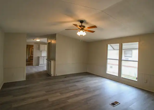 Property at 36 Simmons Cir Unit 1, Fayetteville, TN, 37334, 3 beds, 2 baths, [object Object]
