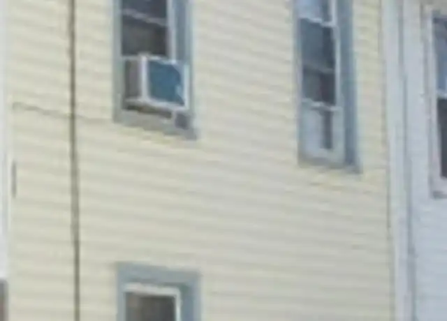 Property at 1020 Orchard Ave, Lebanon, PA, 17046, 2 beds, 1 bath, [object Object]