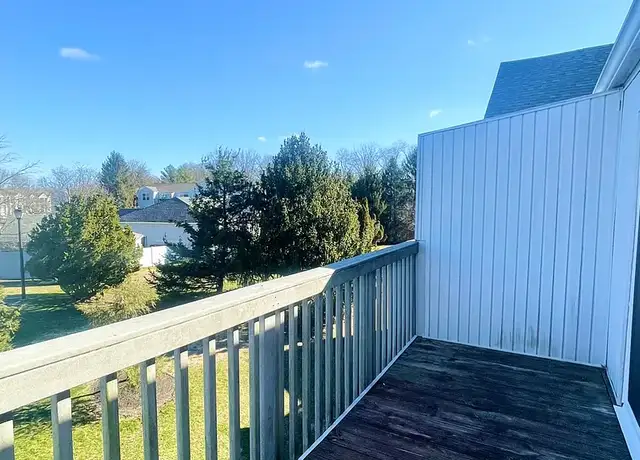 Photo of 4000 Dawnbrook Dr, Wilmington, DE 19804