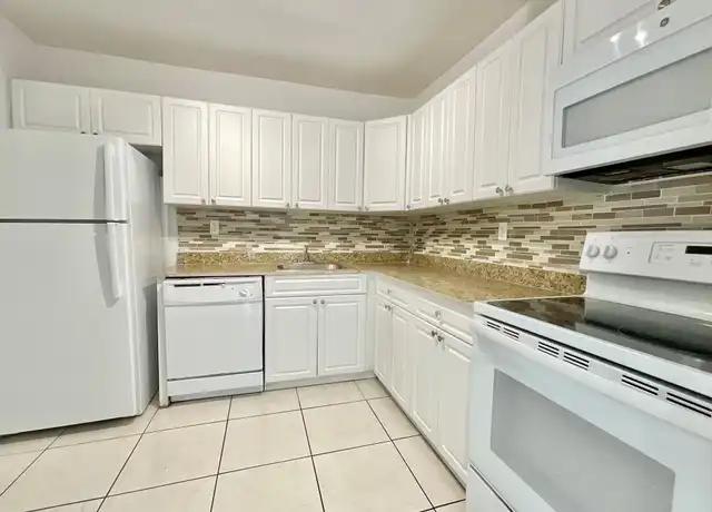 Property at 9357 SW 77th Ave Unit 5-342, Miami, FL, 33156, 2 beds, 2 baths, [object Object]