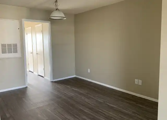 Property at 6800 Camden Ln Unit 23, Groves, TX, 77619, 1 bed, 1 bath, [object Object]