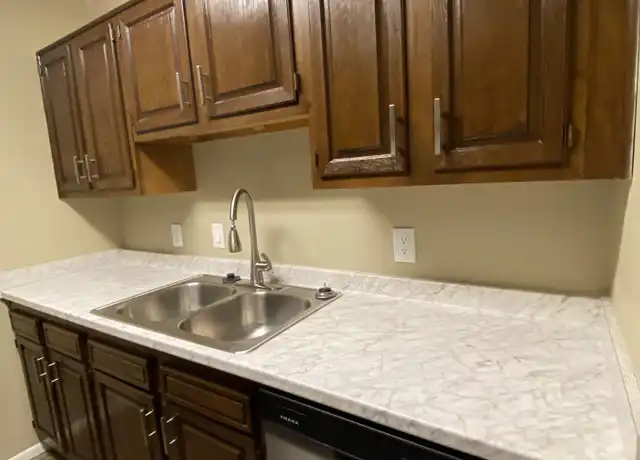 Property at 6800 Camden Ln Unit 23, Groves, TX, 77619, 1 bed, 1 bath, [object Object]