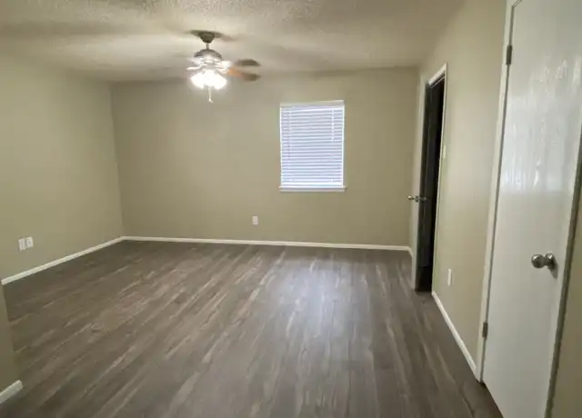 Property at 6800 Camden Ln Unit 23, Groves, TX, 77619, 1 bed, 1 bath, [object Object]
