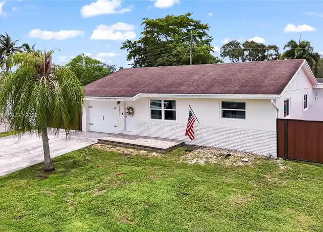 Property at 1831 SW 98th Ter, Miramar, FL, 33025, 3 beds, 2 baths, [object Object]