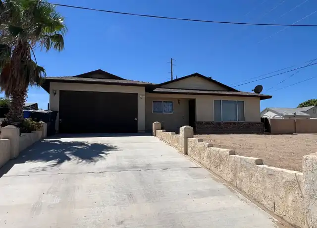 Property at 700 Starlight St, Barstow, CA, 92311, 3 beds, 2 baths, [object Object]