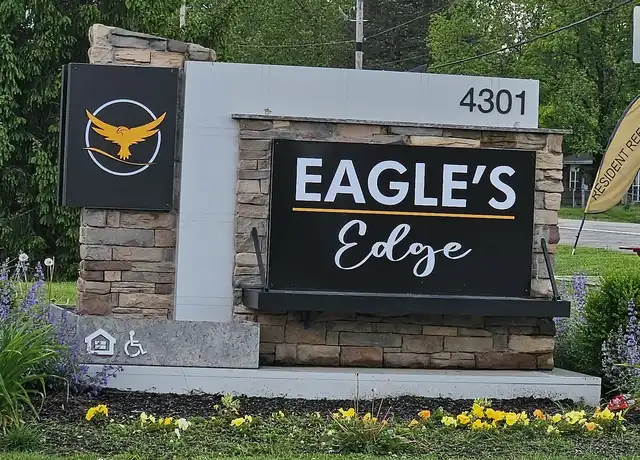 Property at Eagles Edge Apartments - 4301 Falcon Creek Blvd, Indianapolis, IN, 46254, 1-3 bed, 1-1.5 bath, [object Object]