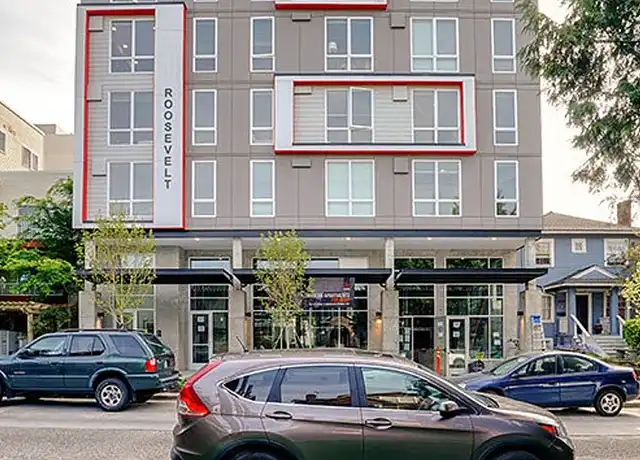 Property at 6404 Roosevelt Apartments - 6404 9th Ave NE, Seattle, WA, 98115, 0-1 beds, 1 bath, [object Object]