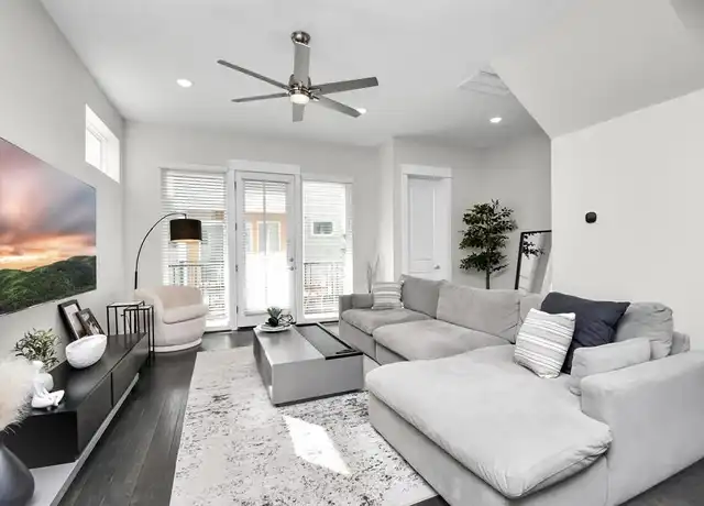 Property at 2815 Palm St, Houston, TX, 77004, 3 beds, 3.5 baths, [object Object]