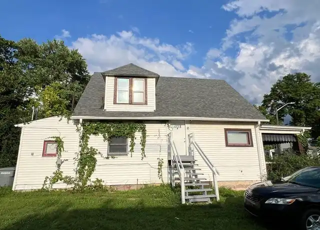 Property at 1038 W Roache St Unit B, Indianapolis, IN, 46208, 1 bed, 1 bath, [object Object]