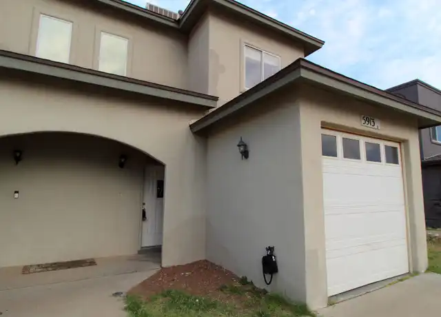Property at 5913 Cielo Del Rey Pl Unit B, El Paso, TX, 79924, 3 beds, 2.5 baths, [object Object]