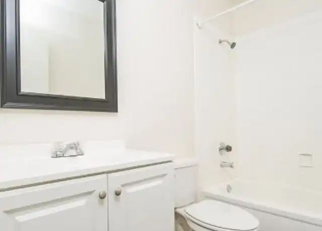 Property at 15 on Cambridge - 1632 E Cambridge Ave, Phoenix, AZ, 85006, 1 bed, 1 bath, [object Object]