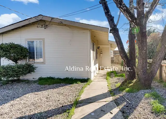 Property at 30 Hawthorne Ave, Watsonville, CA, 95076, 2 beds, 1 bath, [object Object]