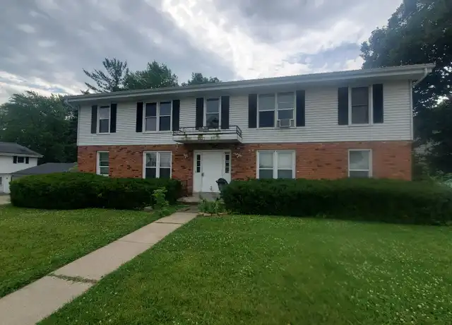 Property at 2205 Green Tree Rd #3, West Bend, WI, 53090, 2 beds, 1 bath, [object Object]