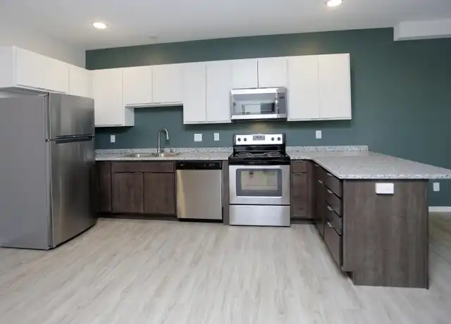 Property at 1721 3rd St SW Unit 201, Rochester, MN, 55902, 2 beds, 2 baths, [object Object]