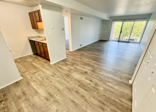 Property at 334 Jarvis St Unit 206, Ypsilanti, MI, 48197, 1 bed, 1 bath, [object Object]