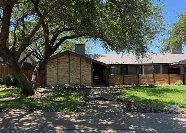 Property at 10527 Sandpiper Ln, Dallas, TX, 75230, 3 beds, 2 baths, [object Object]