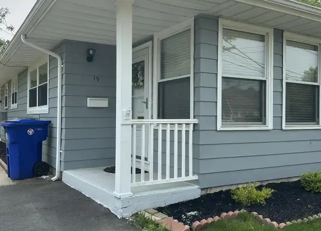 Property at 19 Niagara Dr, Toms River, NJ, 08753, 2 beds, 1 bath, [object Object]