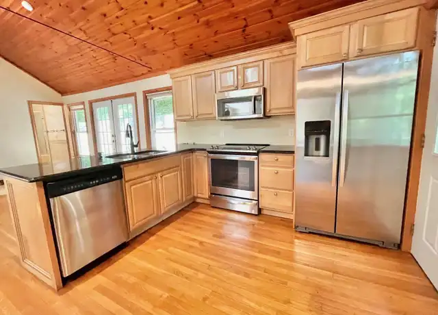 Property at 8 Anton Pl, Lake Peekskill, NY, 10537, 2 beds, 1 bath, [object Object]