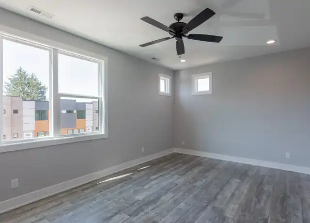 Property at 420 Breezewood Dr Unit 101-7, Lynchburg, VA, 24502, 2 beds, 2.5 baths, [object Object]