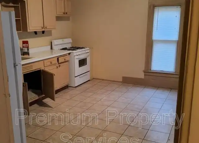 Property at 225 Summit St, Rockford, IL, 61107, 2 beds, 1 bath, [object Object]