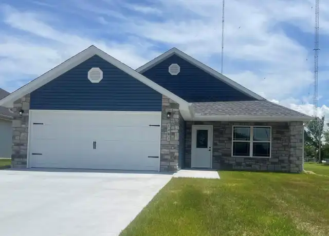 Property at 1403 S Jefferson Ave, Webb City, MO, 64870, 3 beds, 2 baths, [object Object]