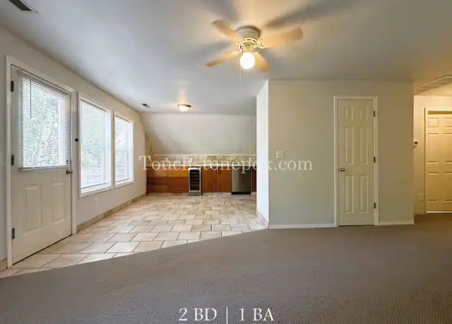 Property at 918 SE 16th Ave Unit 3, Portland, OR, 97214, 2 beds, 1 bath, [object Object]