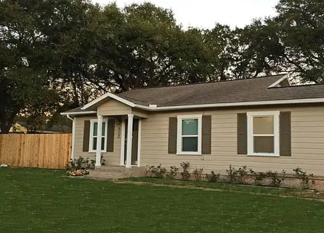 Property at 402 Emmett St, Bryan, TX, 77802, 2 beds, 2 baths, [object Object]