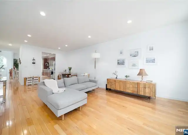 Property at 593 Hartford Dr, Nutley, NJ, 07110, 2 beds, 2.5 baths, [object Object]
