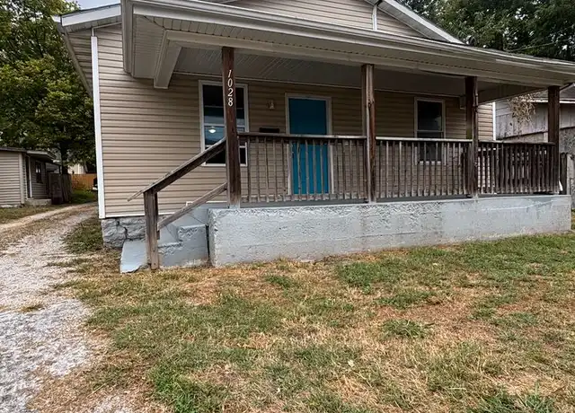 Property at 1028 N Grant Ave, Springfield, MO, 65802, 3 beds, 1 bath, [object Object]