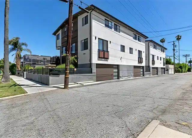 Property at 14436 Tiara St, Van Nuys, CA, 91401, 3 beds, 2.5 baths, [object Object]
