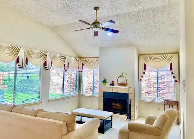 Property at 7818 Chinon Cir, Houston, TX, 77071, 3 beds, 2 baths, [object Object]