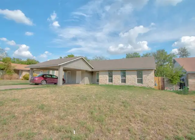Property at 10621 Lanshire Dr Unit B, Austin, TX, 78758, 2 beds, 1 bath, [object Object]