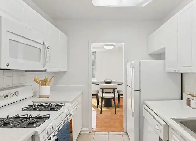 Property at The Statesman - 2020 F St NW, Washington, DC, 20006, 0-1 beds, 1 bath, [object Object]