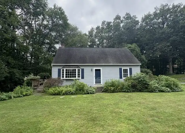 Property at 275 Strong St, Amherst, MA, 01002, 4 beds, 2 baths, [object Object]