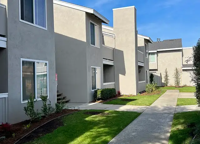 Photo of 240 E Taft Ave, Orange, CA 92865