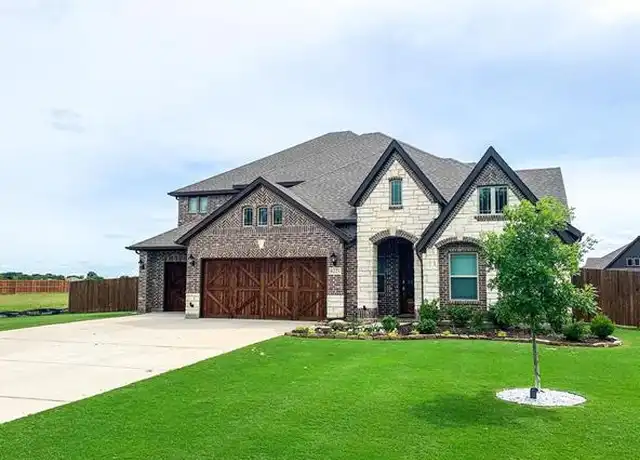 Property at 6221 Lumley Rd, Mesquite, TX, 75181, 5 beds, 4.5 baths, [object Object]