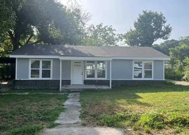 Property at 642 Astoria Ave, Azle, TX, 76020, 3 beds, 2 baths, [object Object]