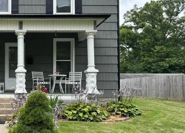 Property at 235 N Washington St, Delaware, OH, 43015, 3 beds, 1.5 baths, [object Object]