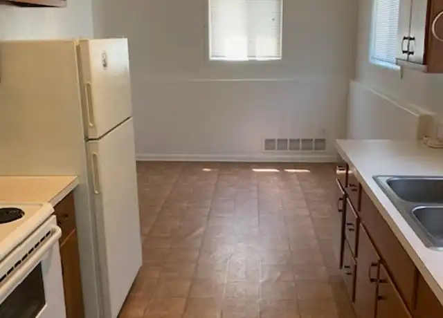 Property at 2180 Meadowlawn Dr Unit 2180-1, Holt, MI, 48842, 1 bed, 1 bath, [object Object]